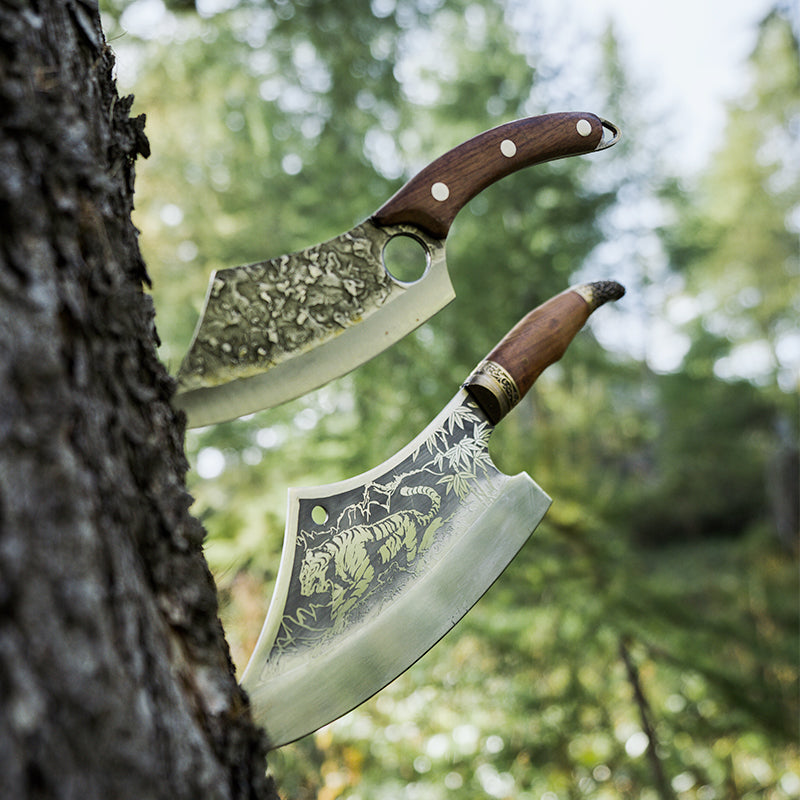 Unleash the power of the Ragnar, the toughest and sharpest knife